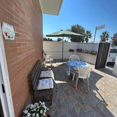 Villa Pisola Fiumicino Airport - Seafront Exteriör bild